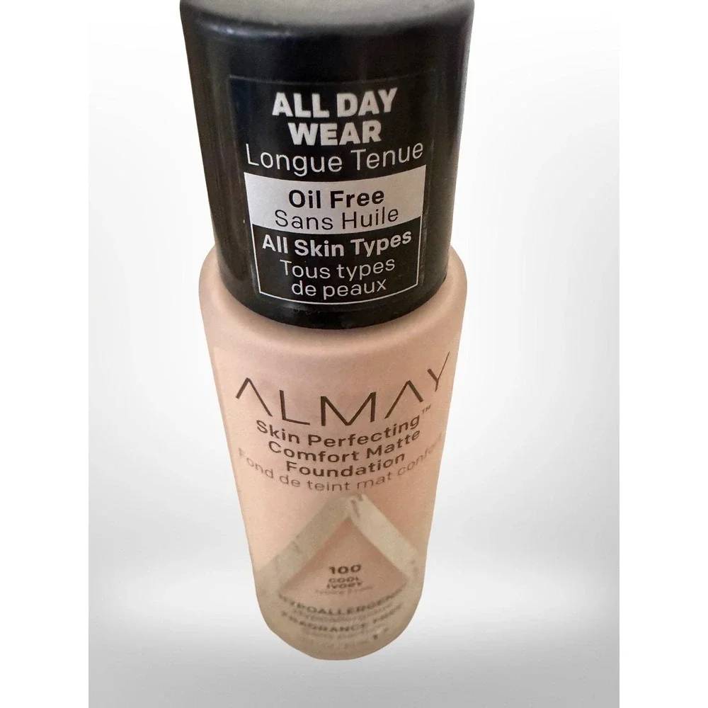 Almay Skin Perfecting Comfort Matte Foundation 100 Cool Ivory 1oz Oil Free New